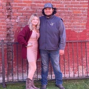 Meet your Posher, Riley